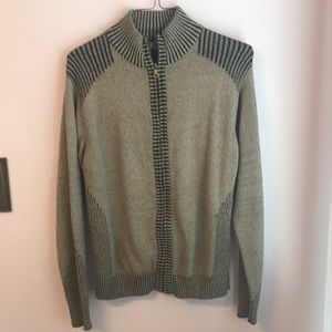 Buckle Athletic Fit Full Zip Knit Sweater.